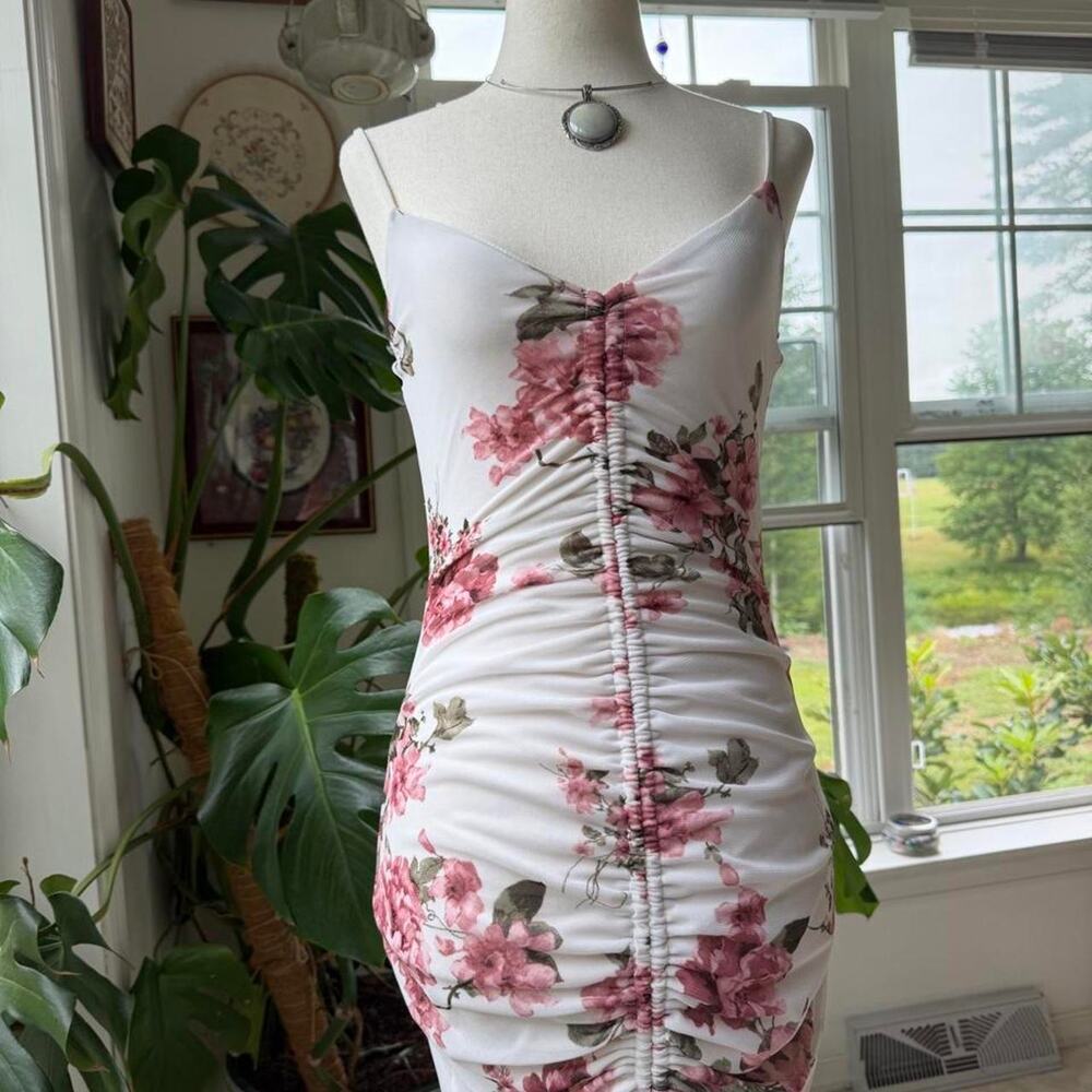 Windsor White Pink Floral Ruched Mini Dress Size 2